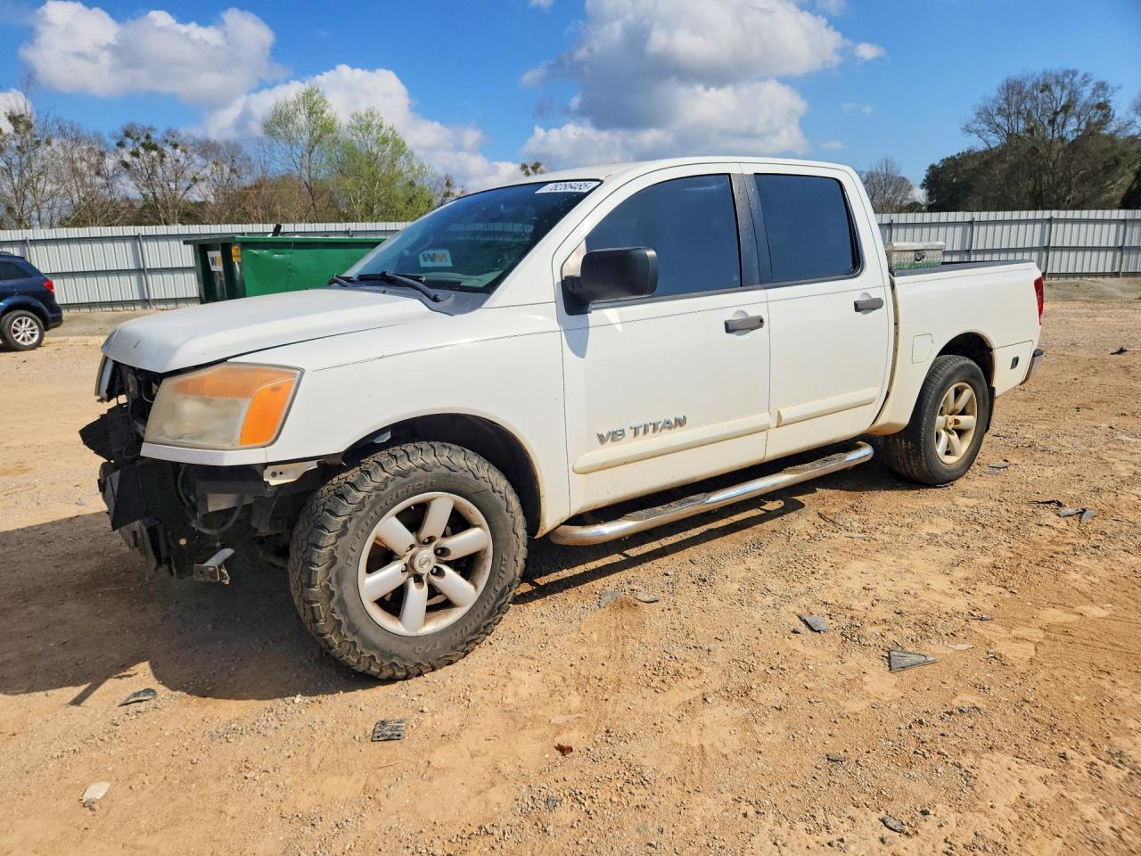 2012 NISSAN TITAN