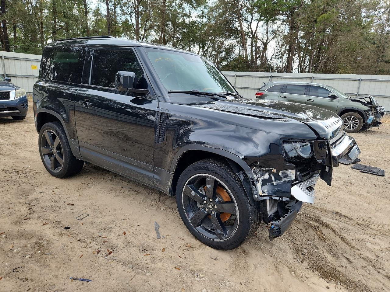 2024 LAND ROVER DEFENDER