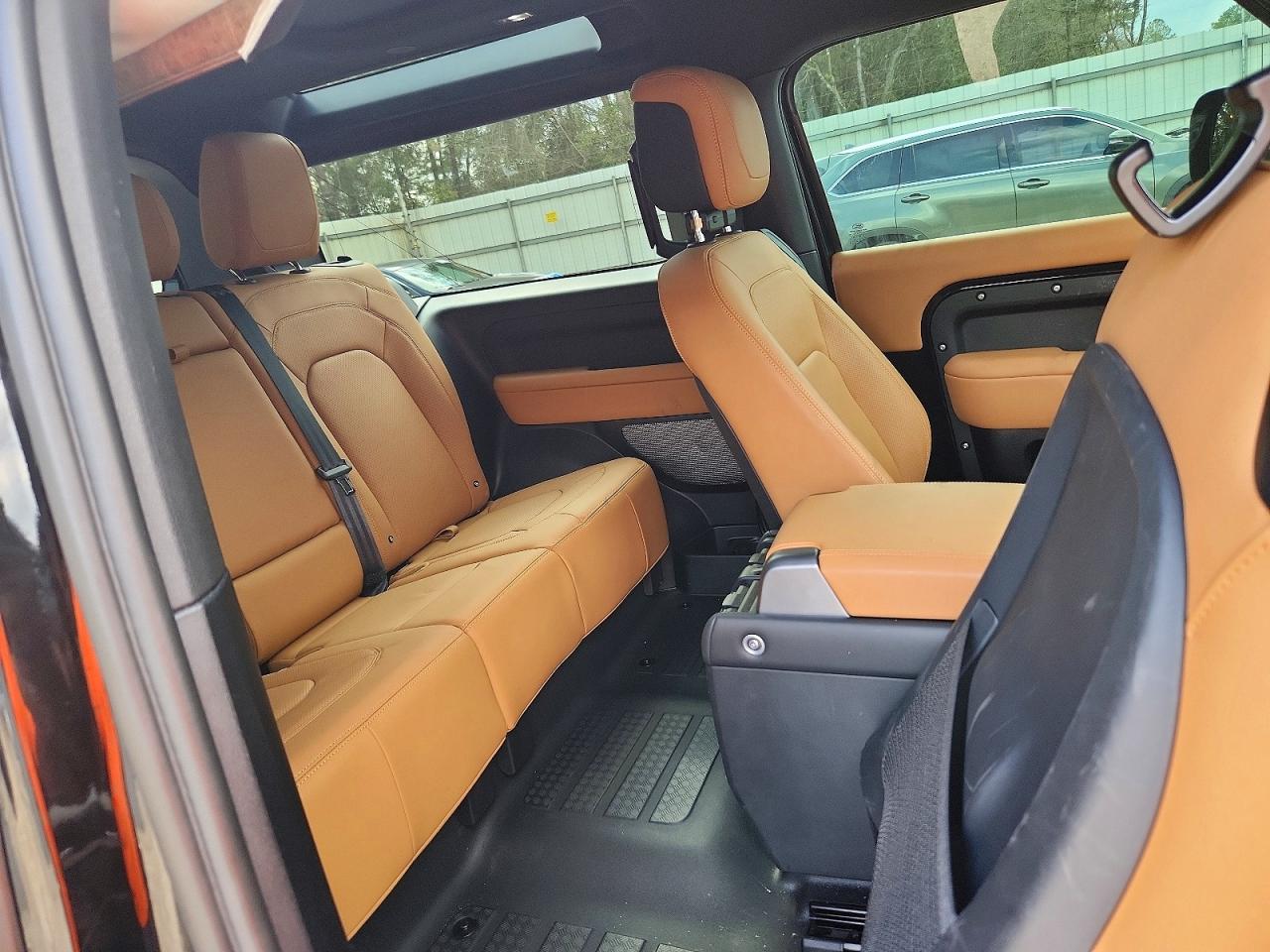 2024 LAND ROVER DEFENDER