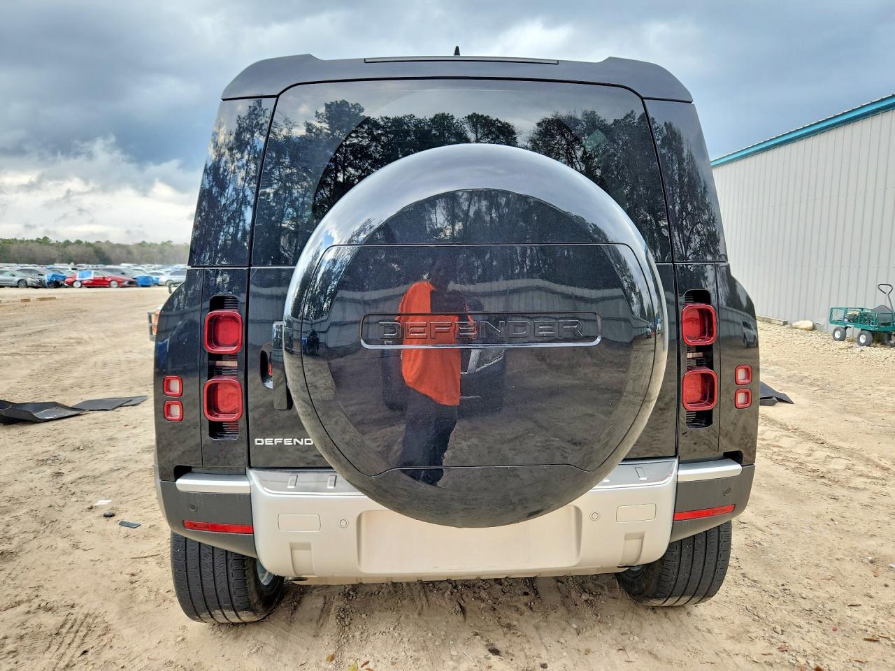 2024 LAND ROVER DEFENDER