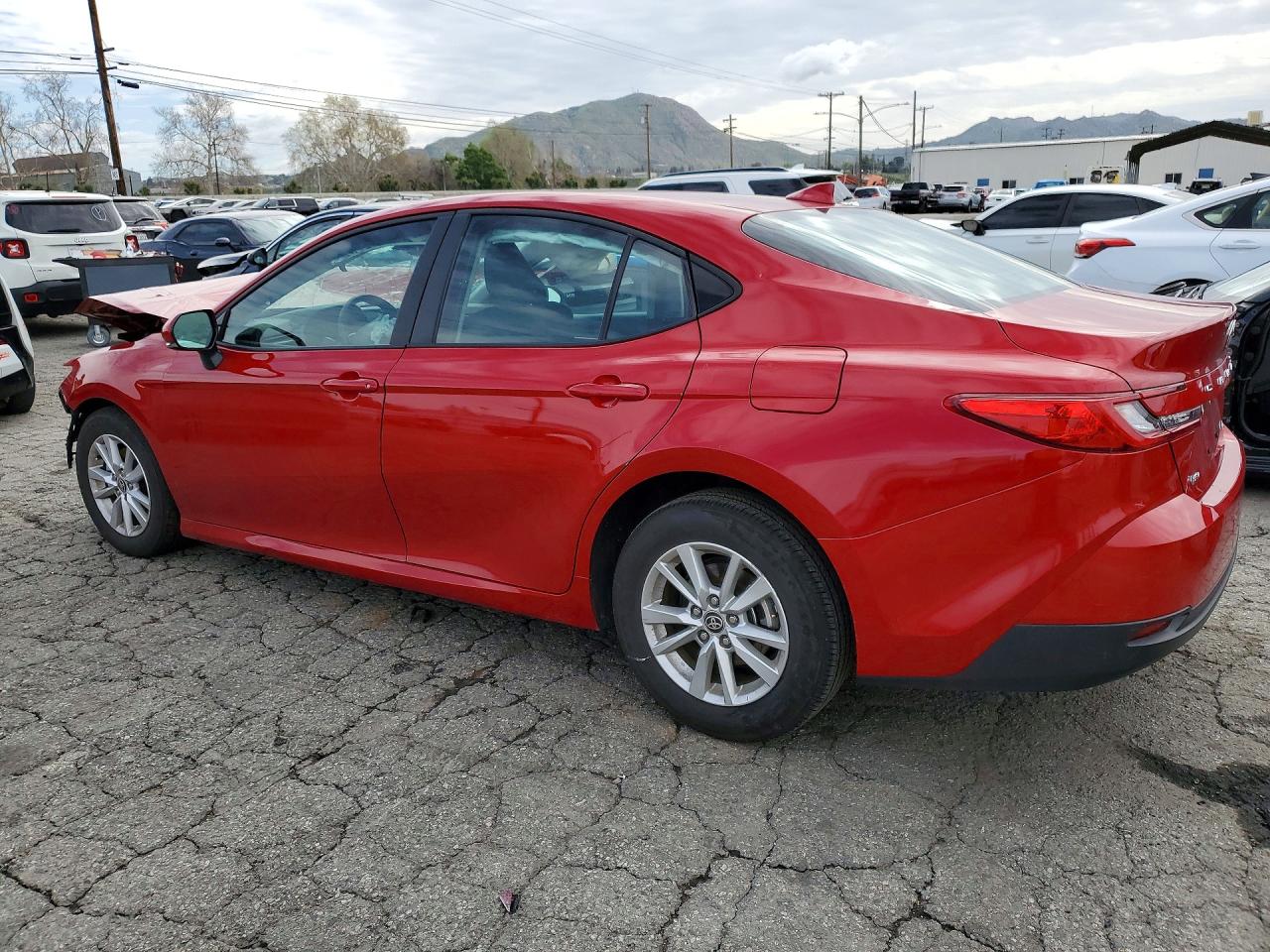 2025 TOYOTA CAMRY