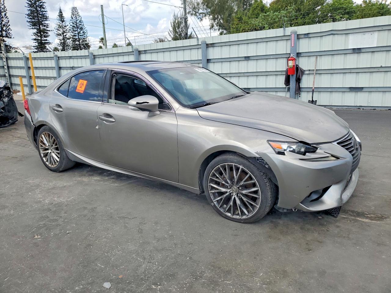 2015 LEXUS IS