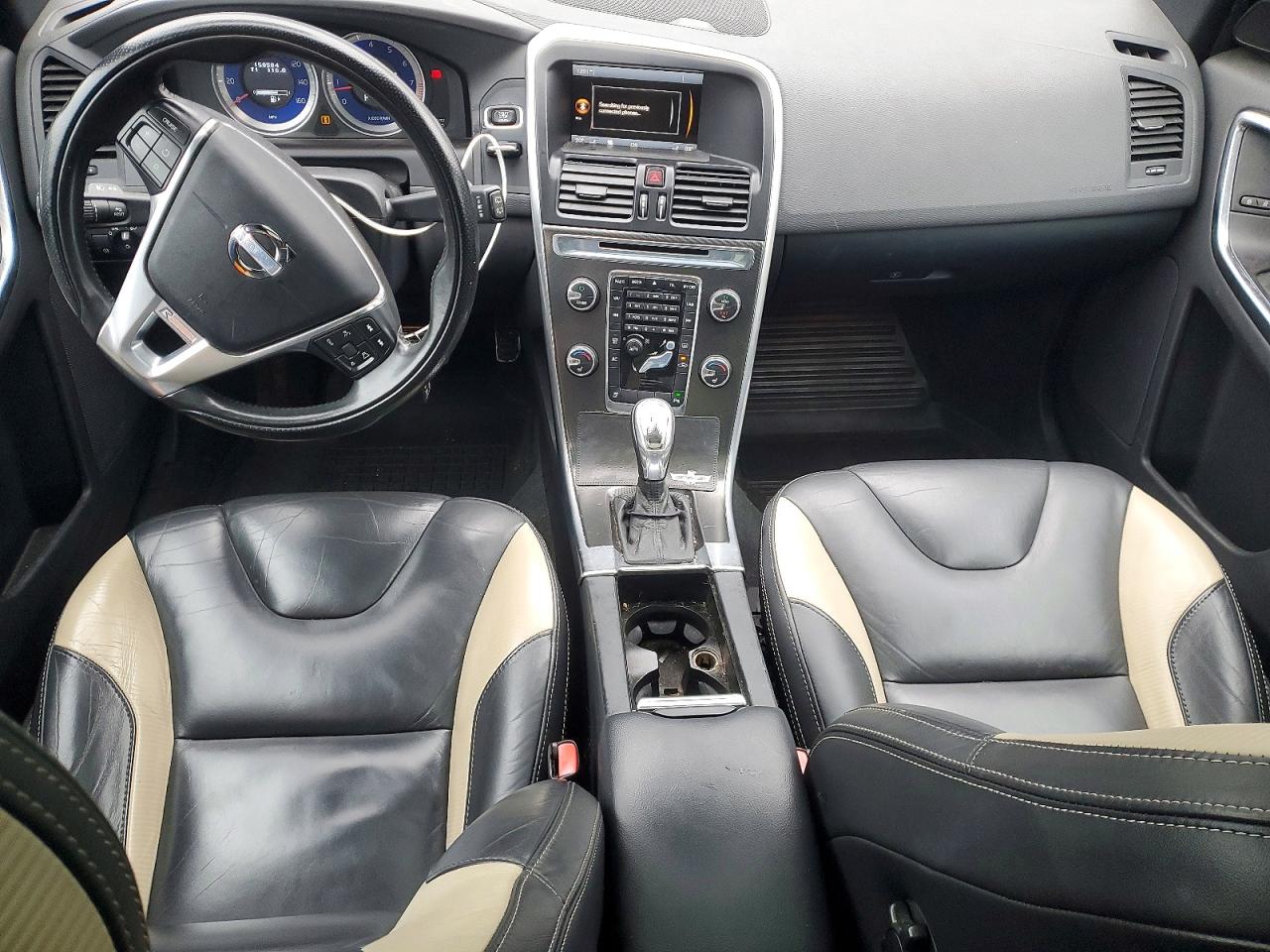 2012 VOLV XC60