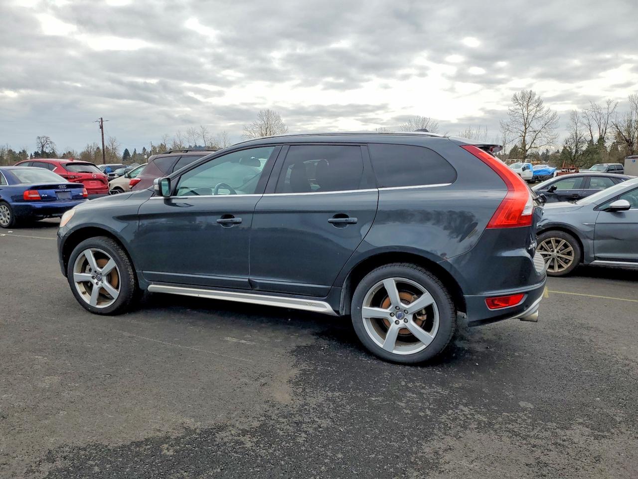 2012 VOLV XC60