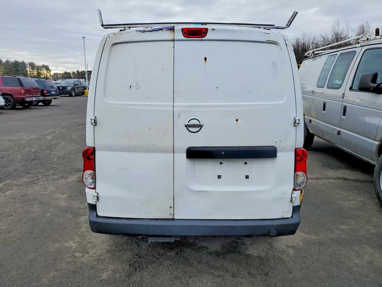 2015 NISSAN NV