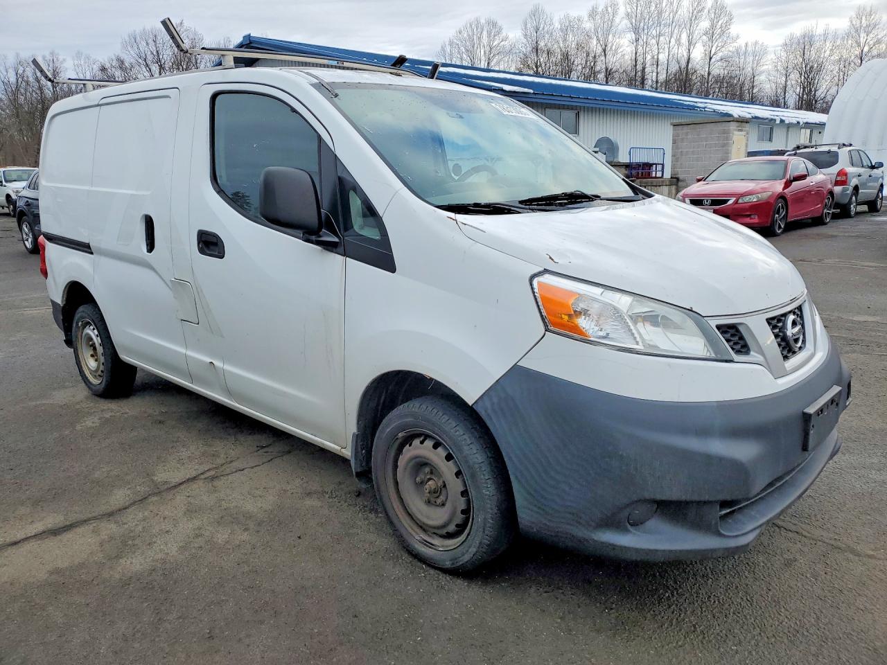 2015 NISSAN NV
