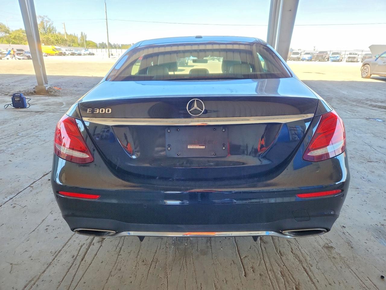 2017 MERCEDES-BENZ E-CLASS