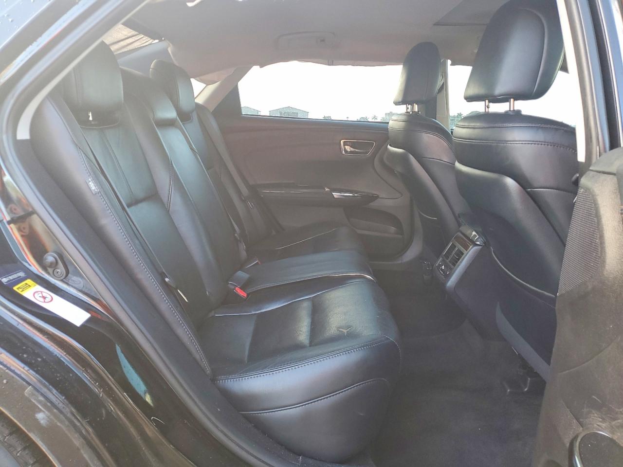 2015 TOYOTA AVALON