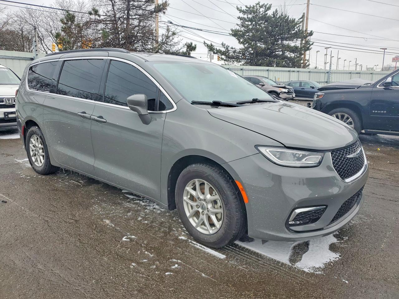 2022 CHRYSLER PACIFICA