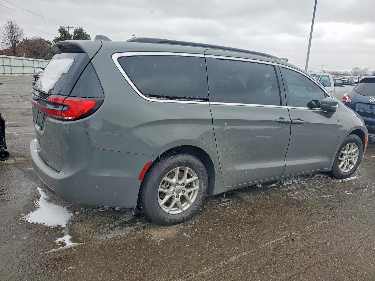 2022 CHRYSLER PACIFICA
