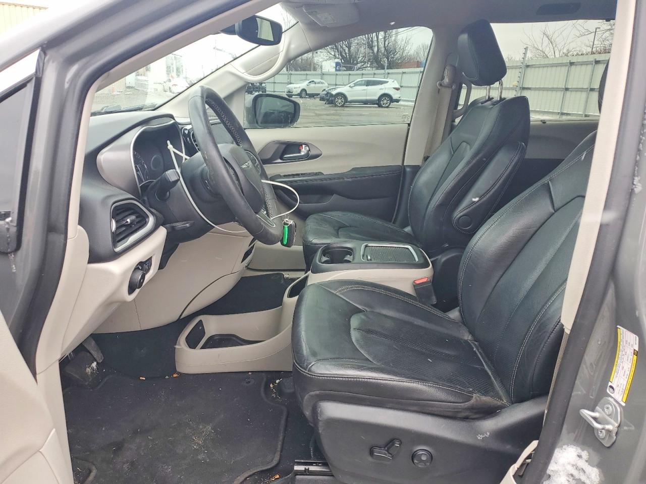 2022 CHRYSLER PACIFICA