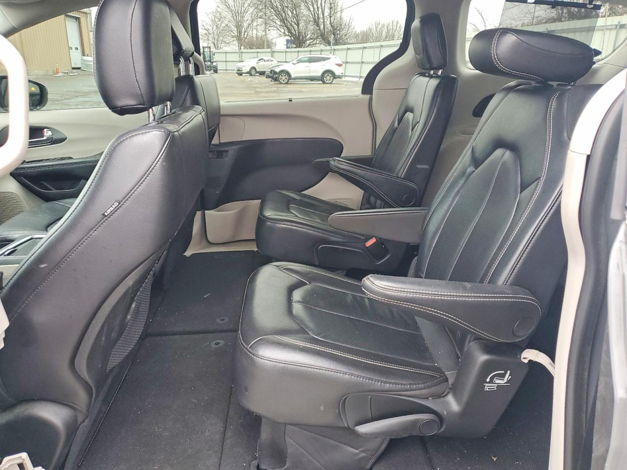 2022 CHRYSLER PACIFICA
