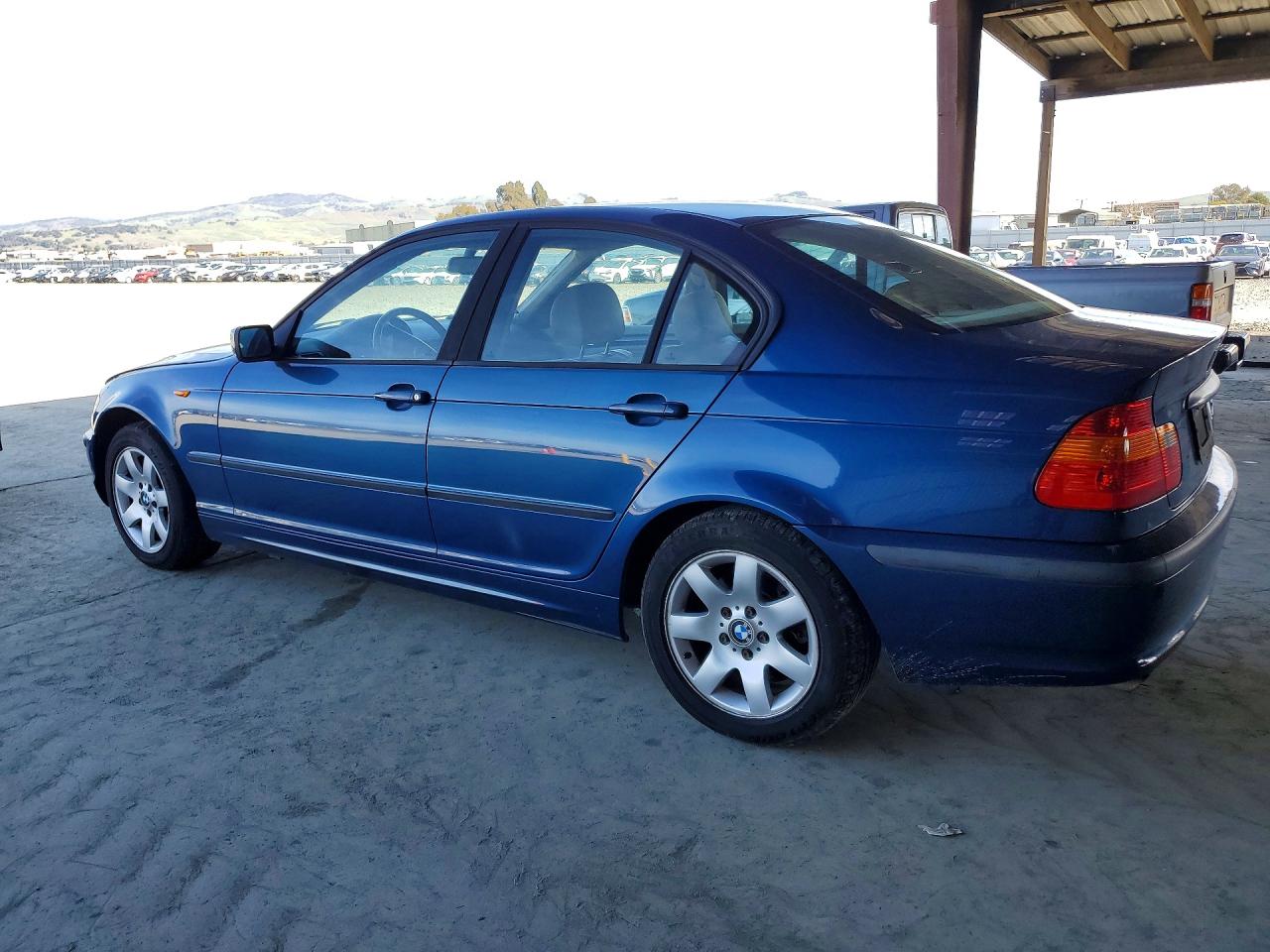 2002 BMW 3 SERIES