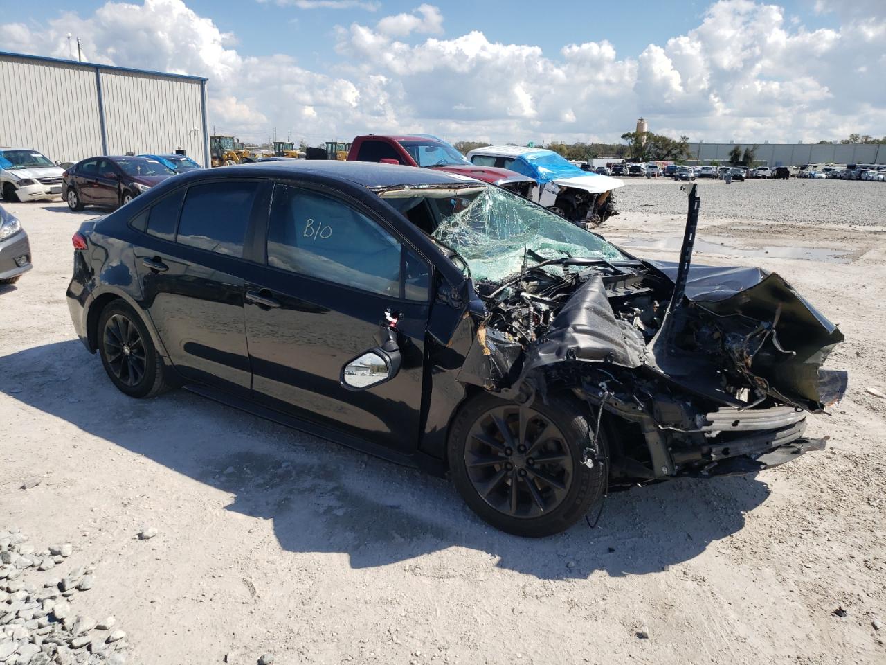 2022 TOYOTA COROLLA