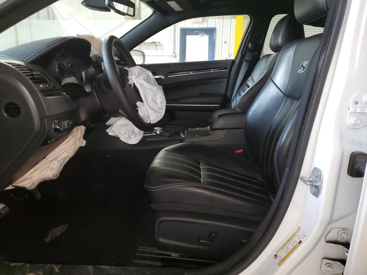 2023 CHRYSLER 300