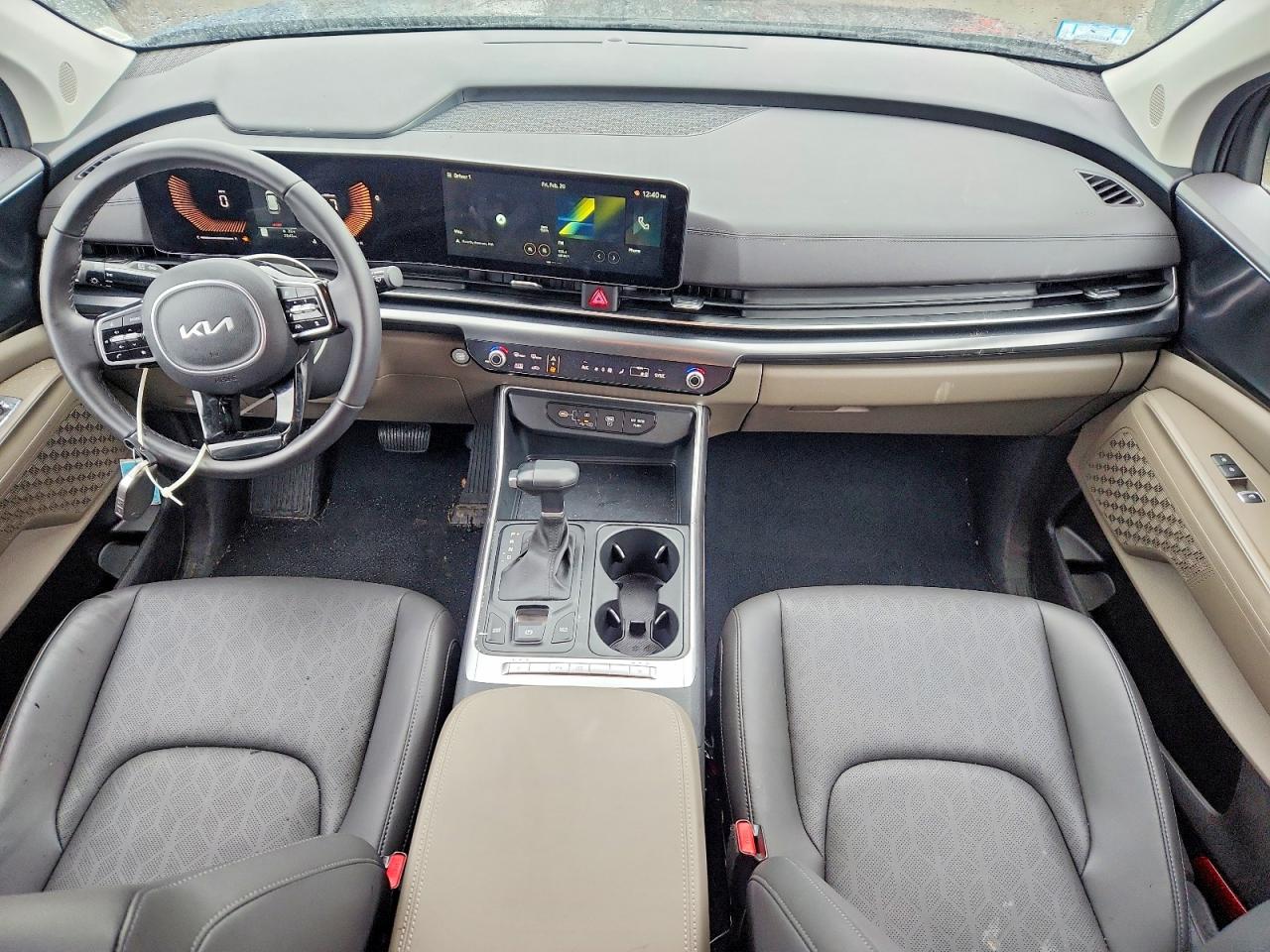 2025 KIA CARNIVAL L