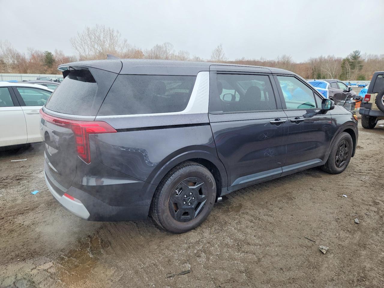 2025 KIA CARNIVAL L