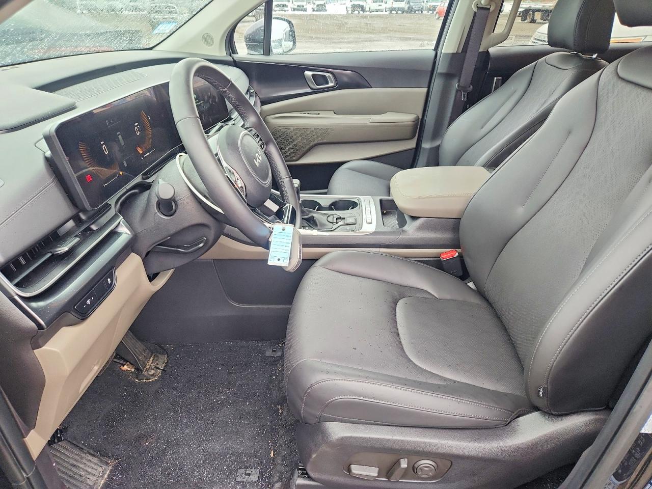 2025 KIA CARNIVAL L