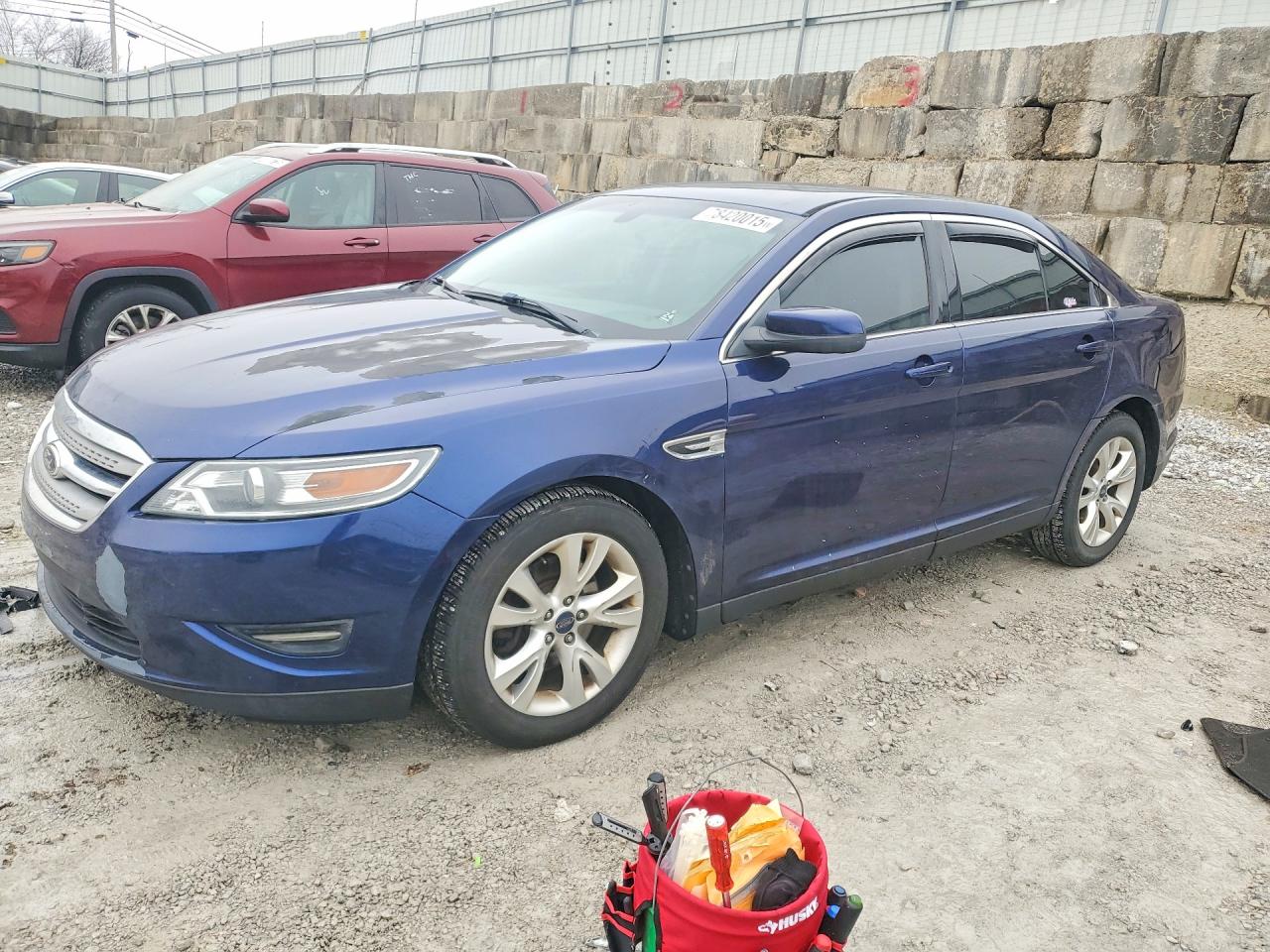 2011 FORD TAURUS