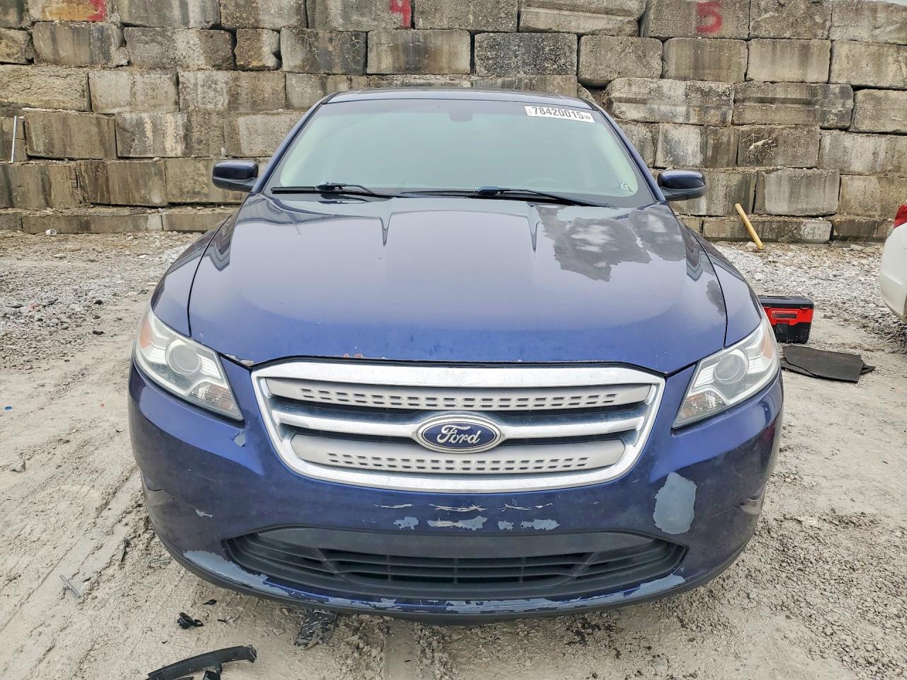 2011 FORD TAURUS