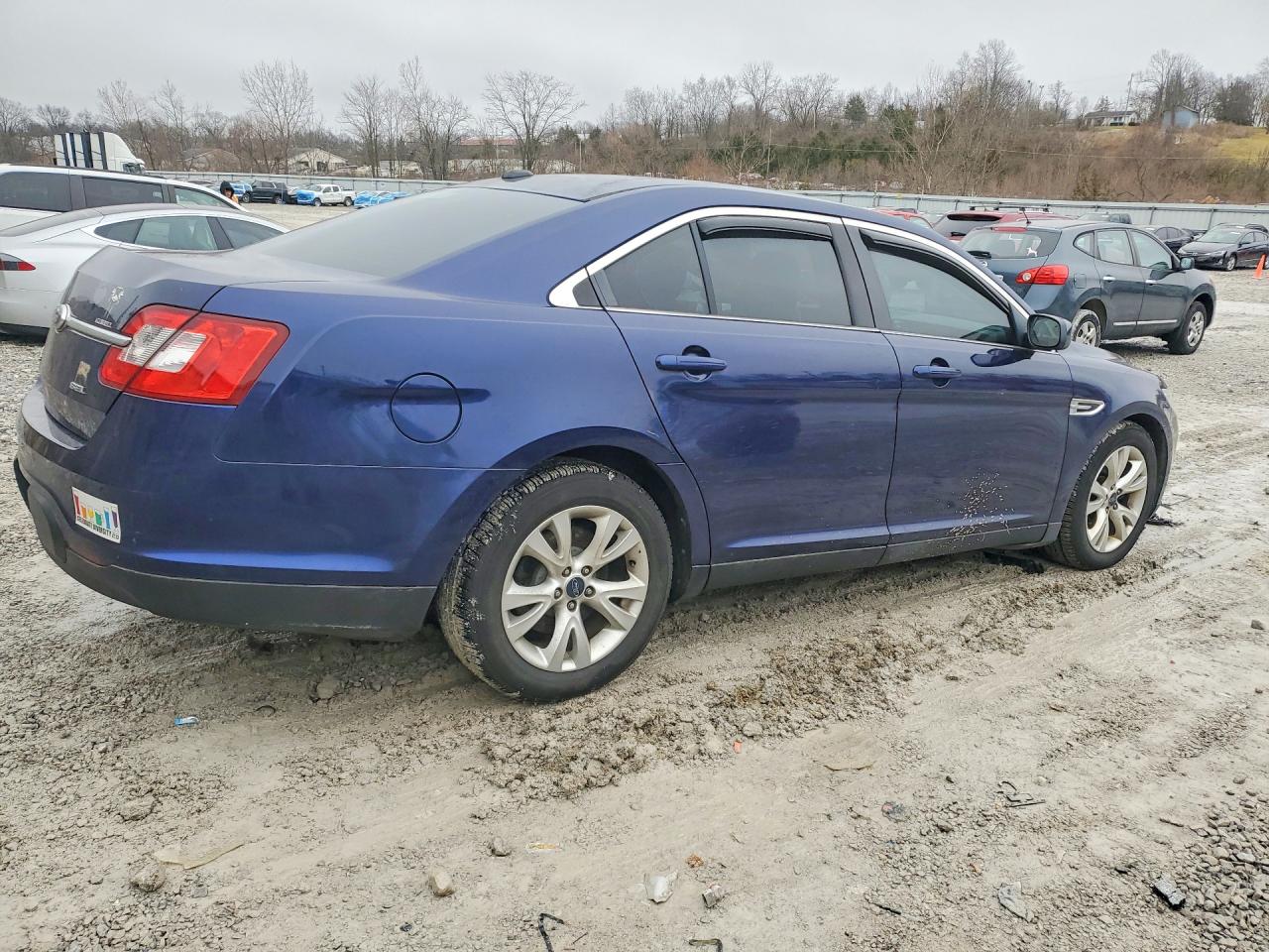 2011 FORD TAURUS