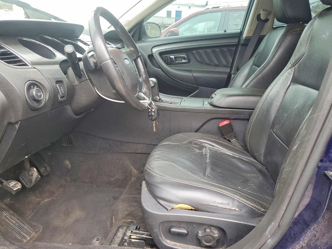 2011 FORD TAURUS