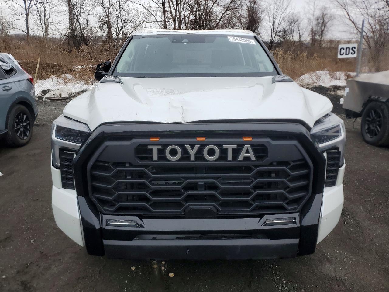 2024 TOYOTA TUNDRA