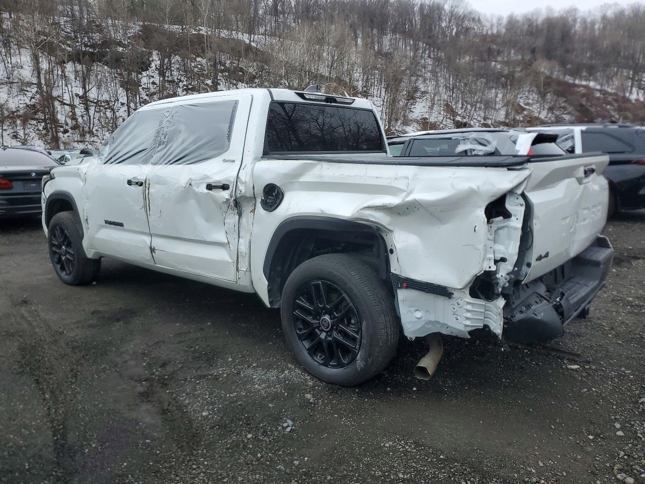 2024 TOYOTA TUNDRA