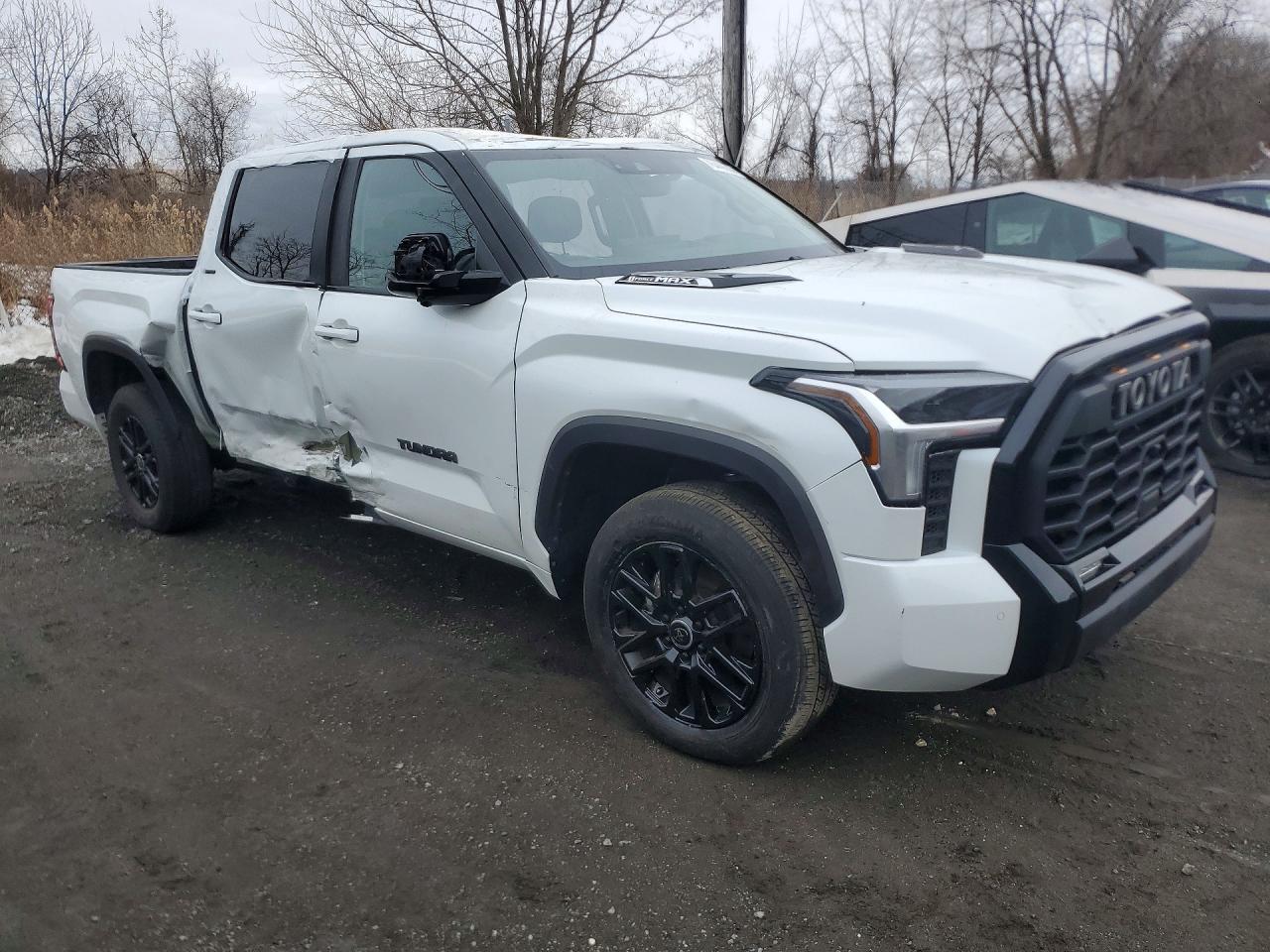 2024 TOYOTA TUNDRA
