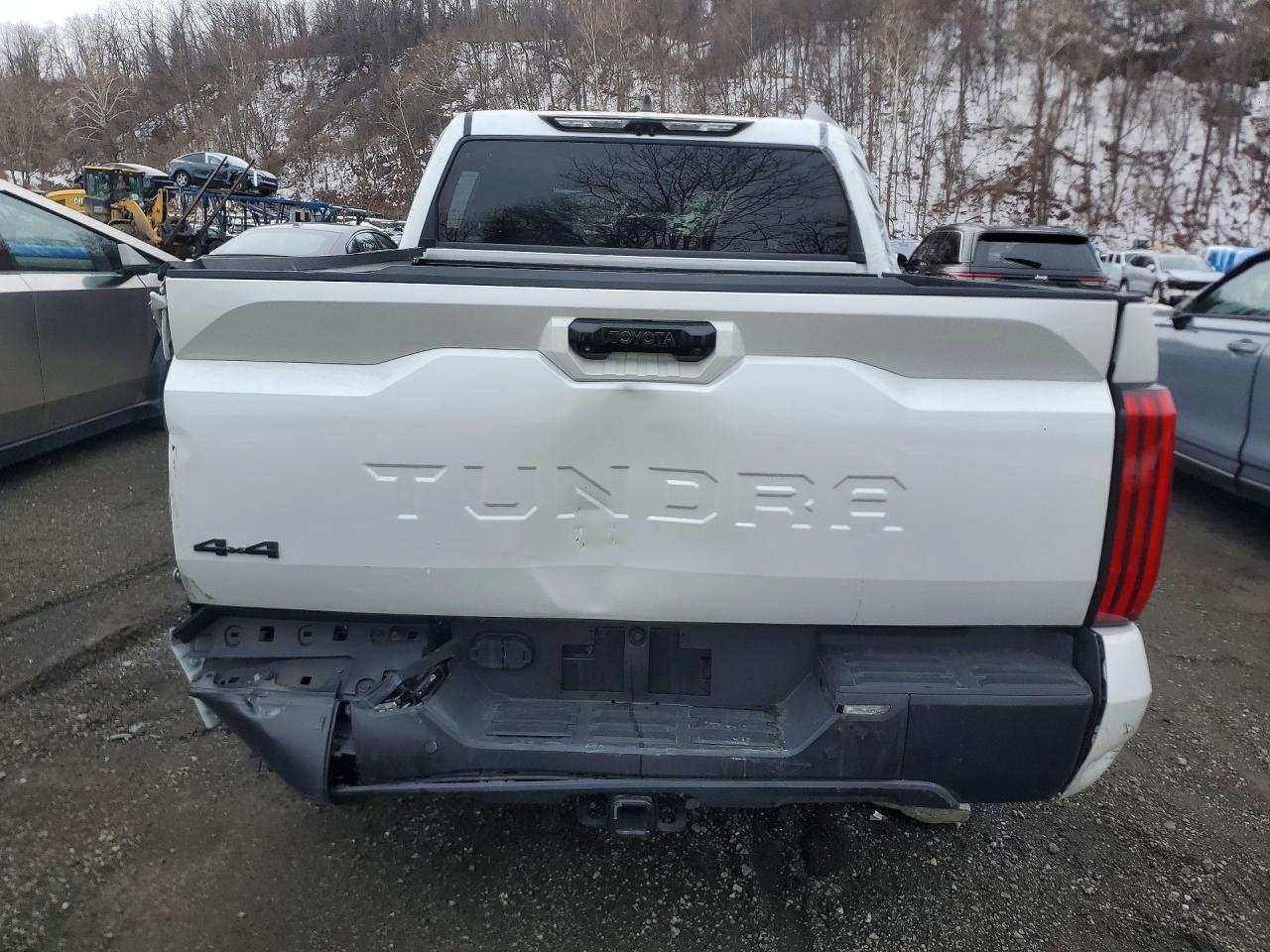 2024 TOYOTA TUNDRA
