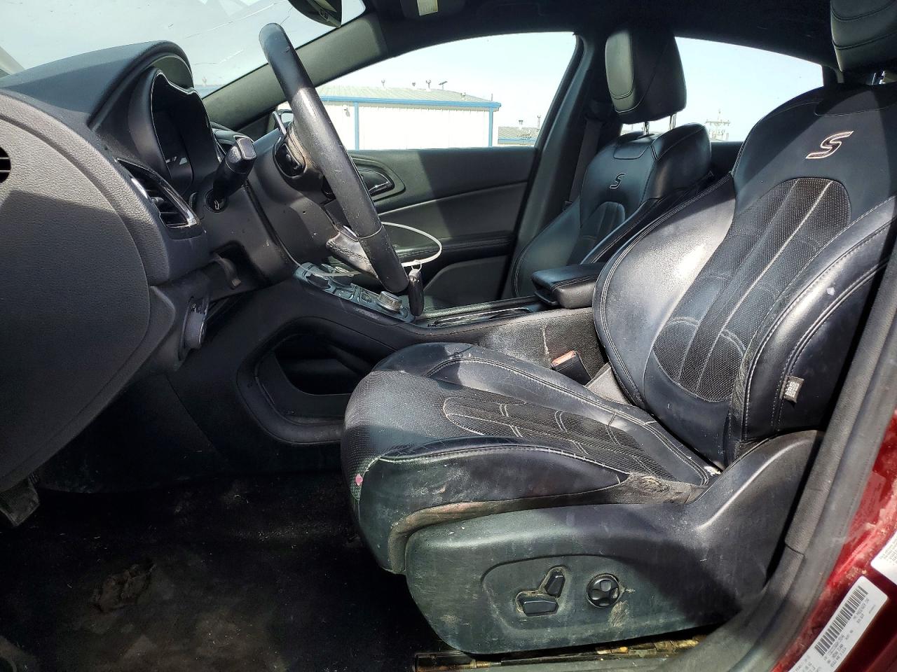 2016 CHRYSLER 200