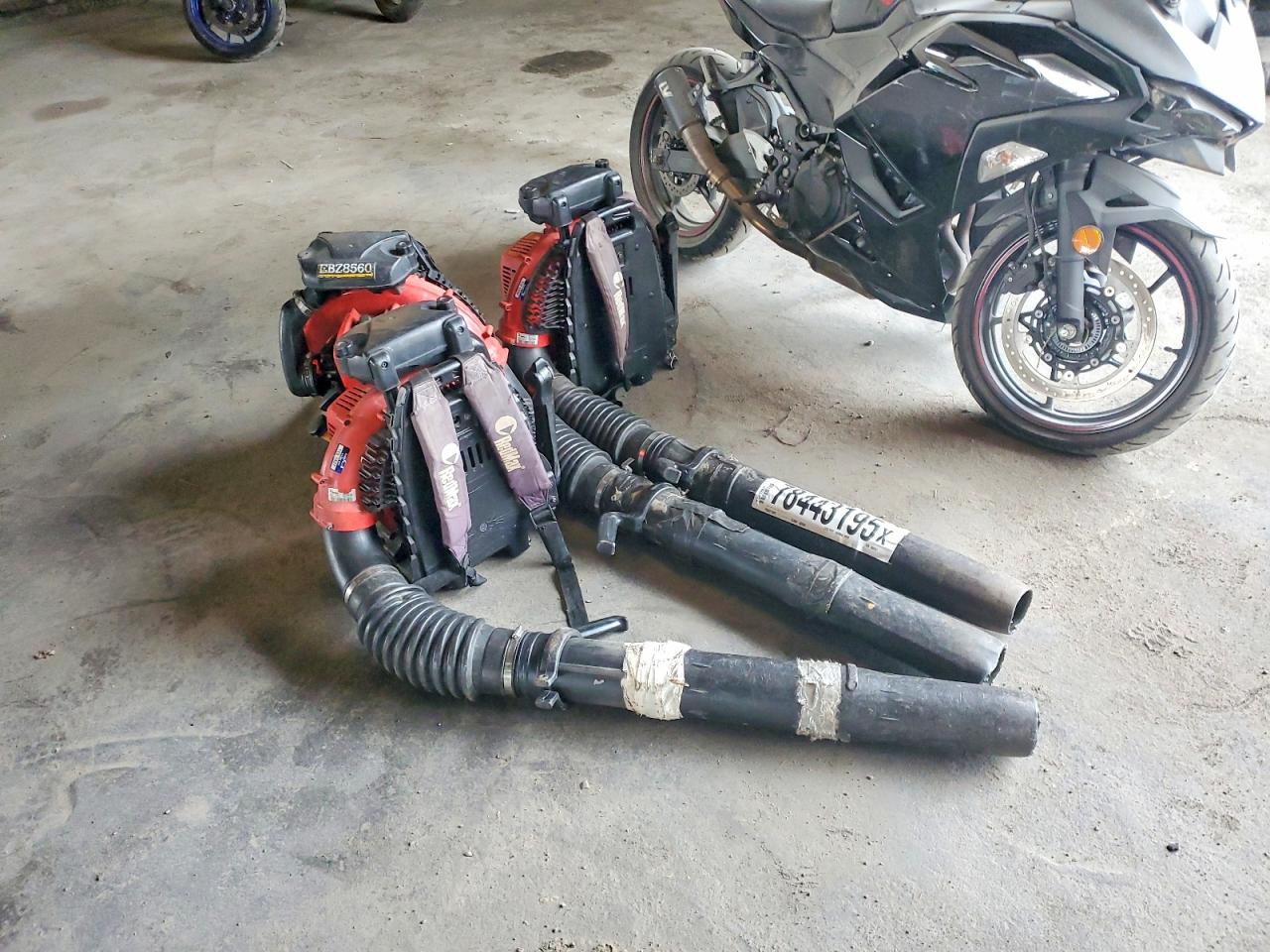 2010 MOWE BLOWER