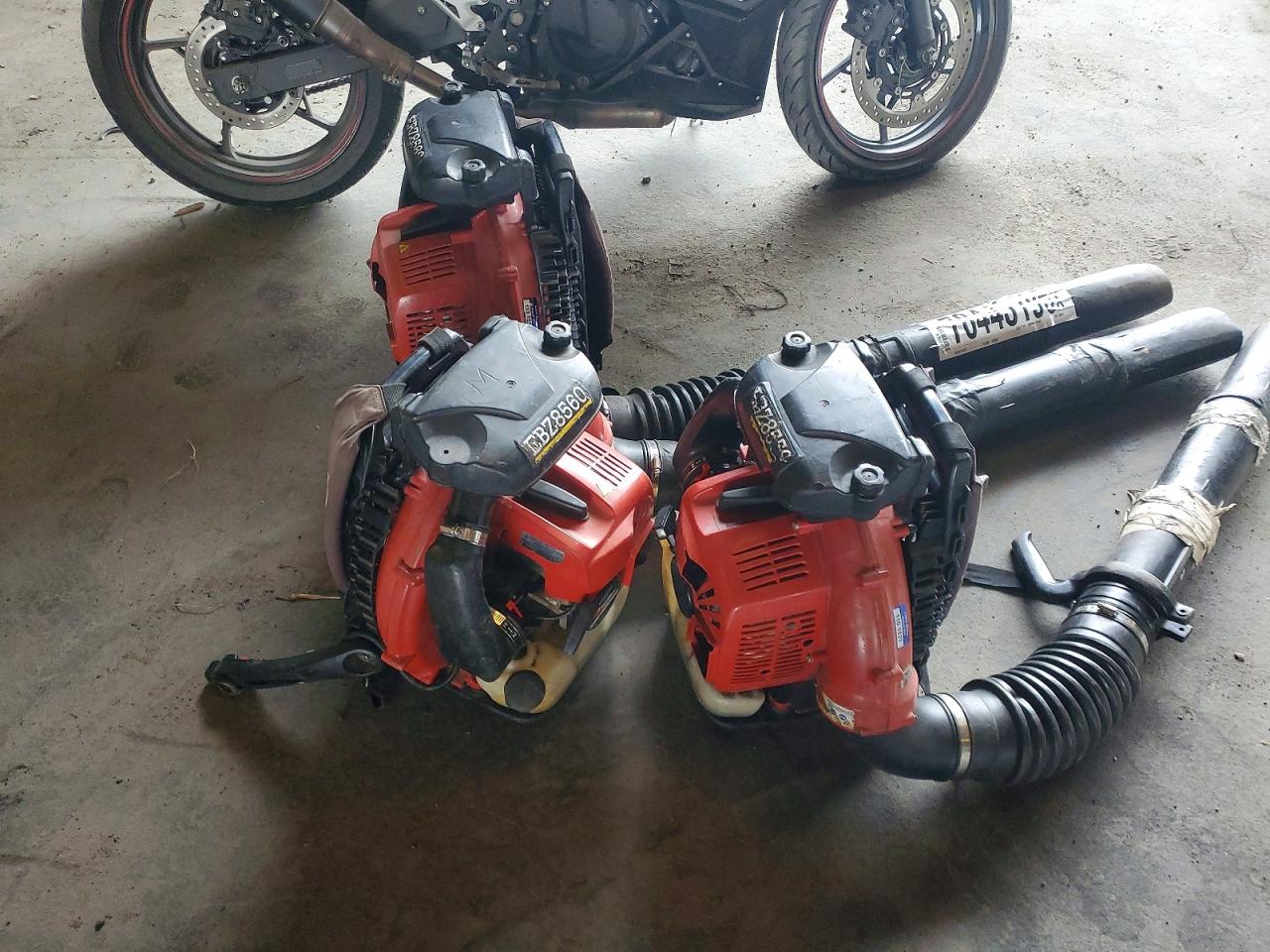 2010 MOWE BLOWER