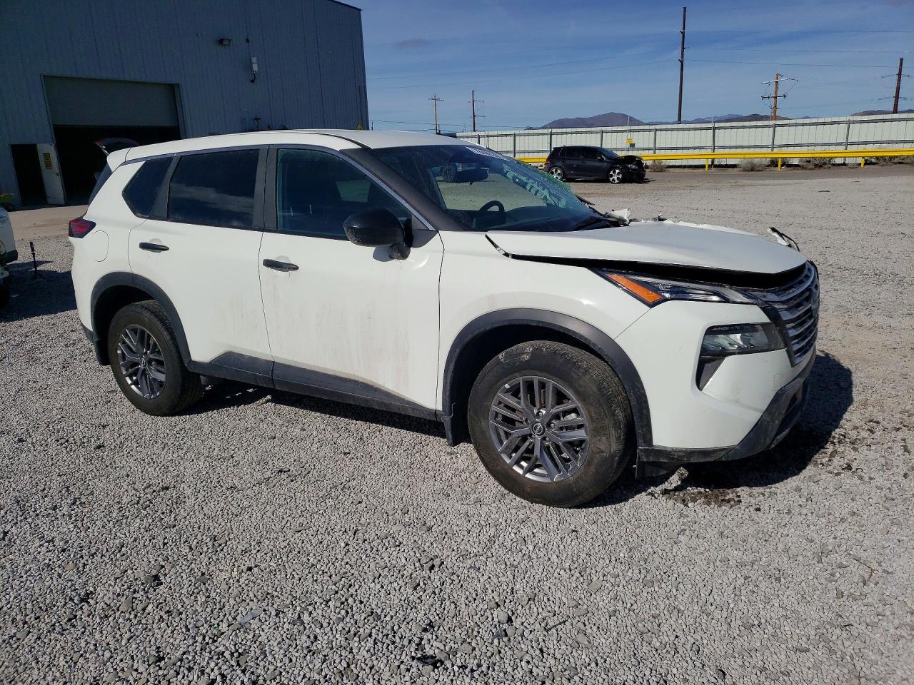 2025 NISSAN ROGUE