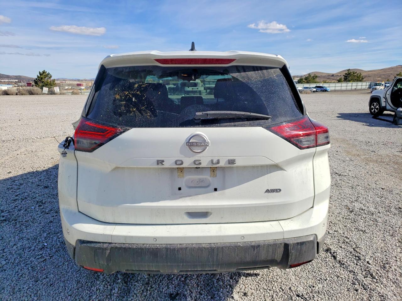 2025 NISSAN ROGUE