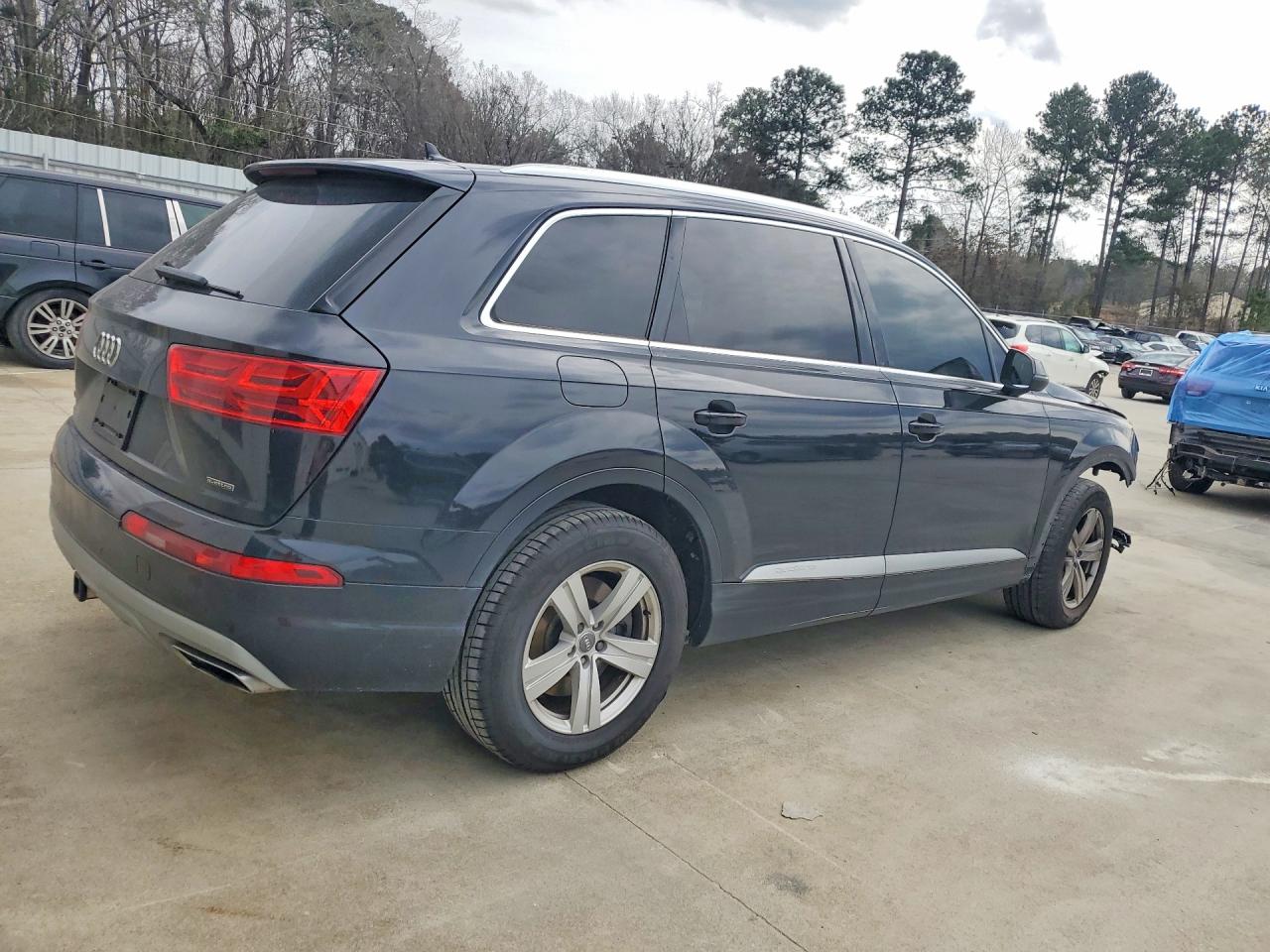2017 AUDI Q7