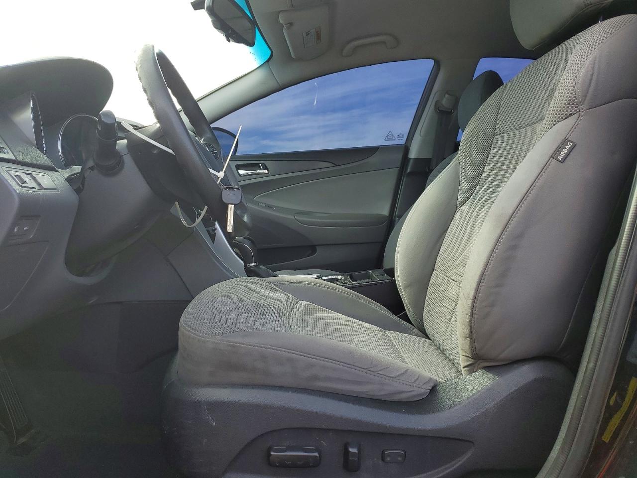 2013 HYUNDAI SONATA