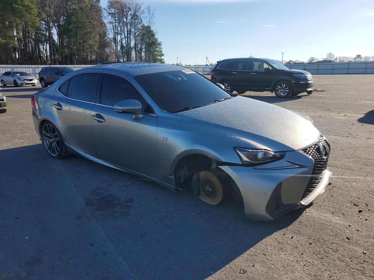 2019 LEXUS IS