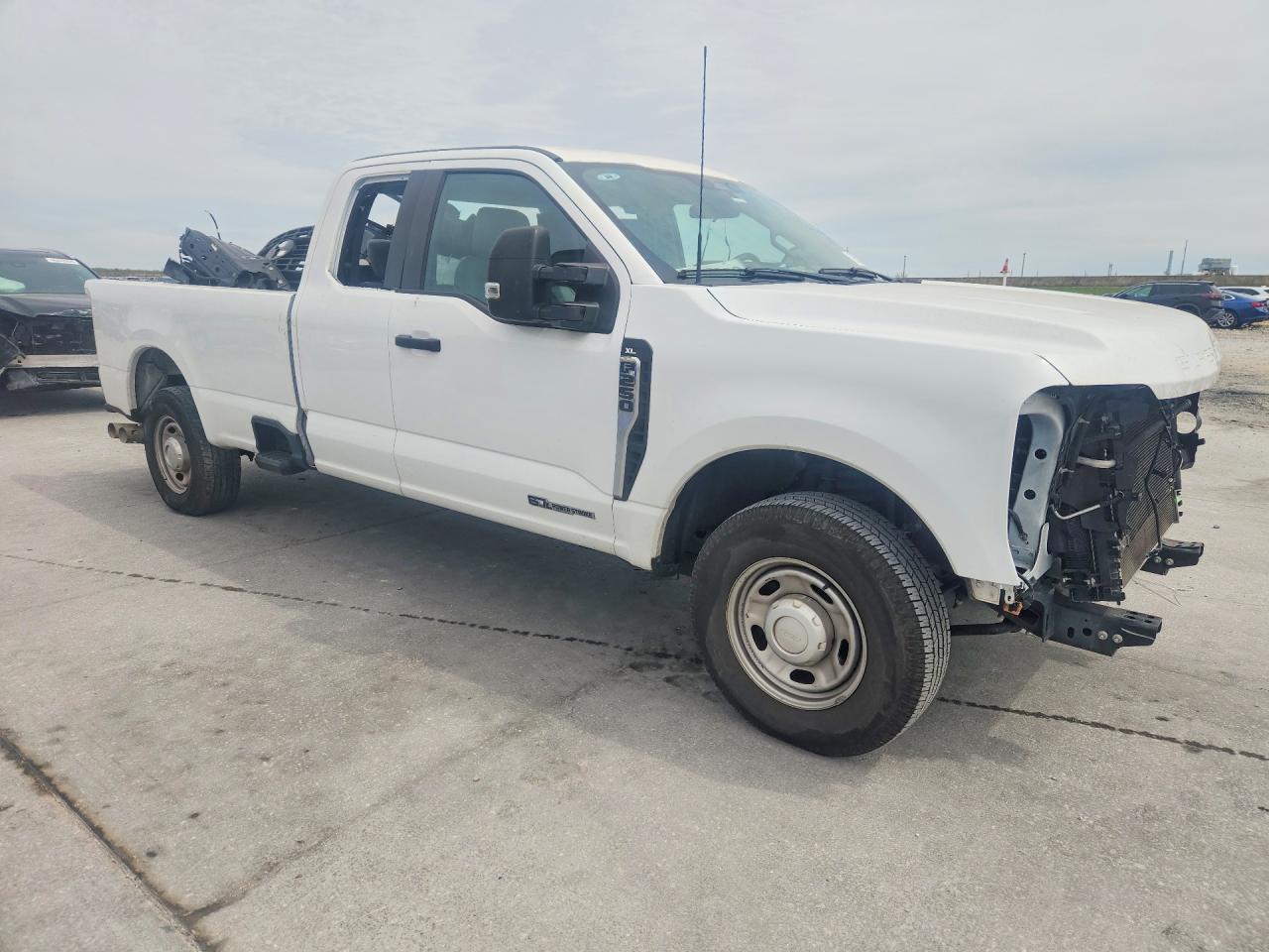 2023 FORD F250