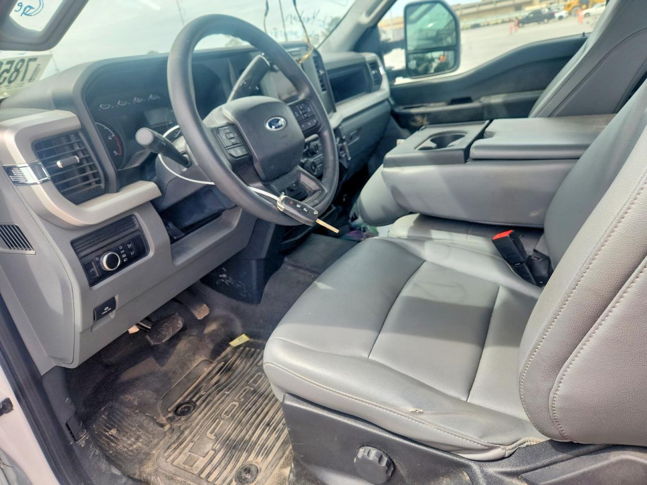 2023 FORD F250