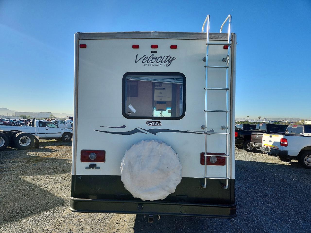 2004 COACH F550