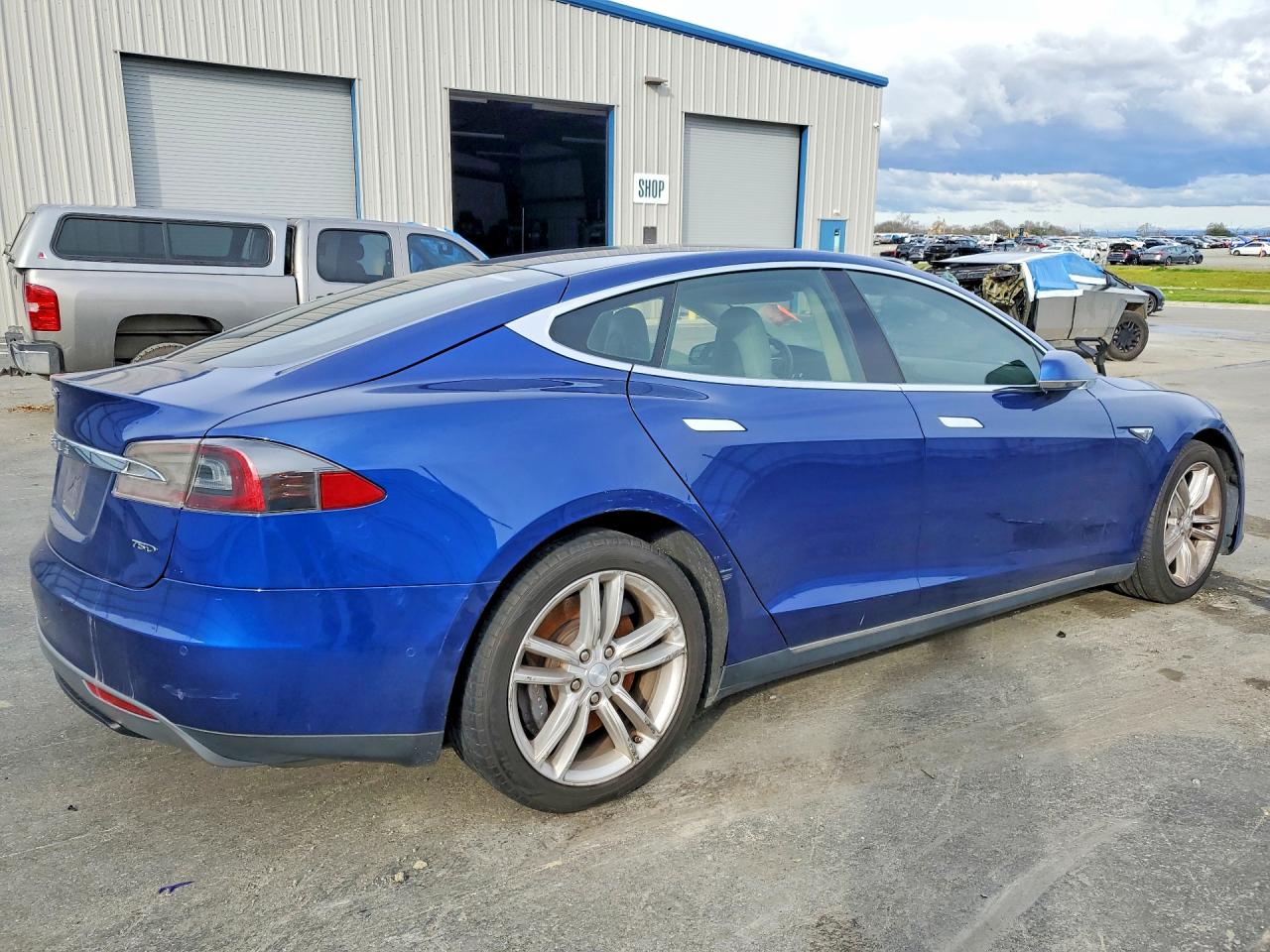 2015 TESLA MODEL S