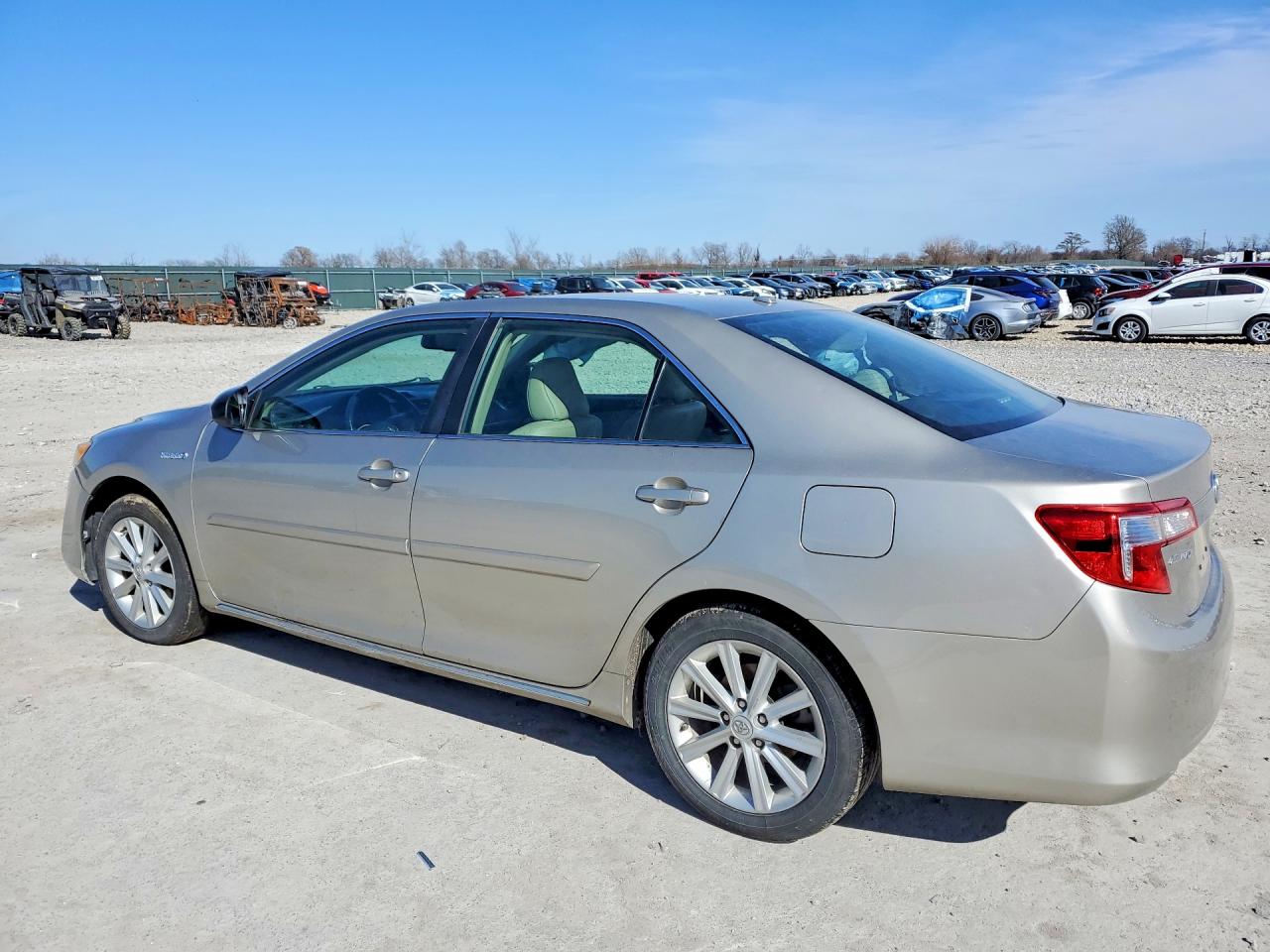 2013 TOYOTA CAMRY