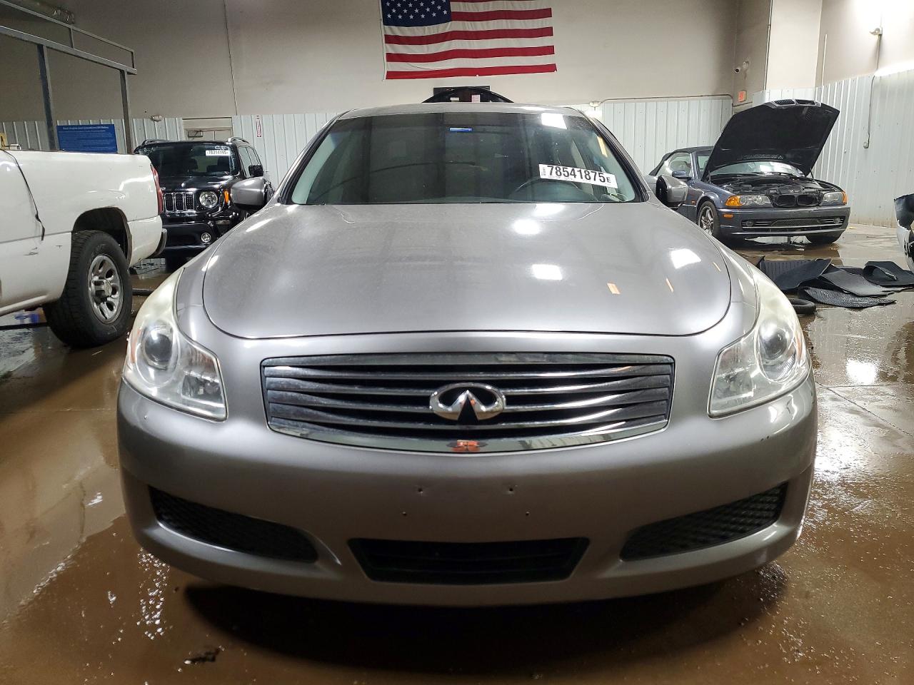 2009 INFINITI G37