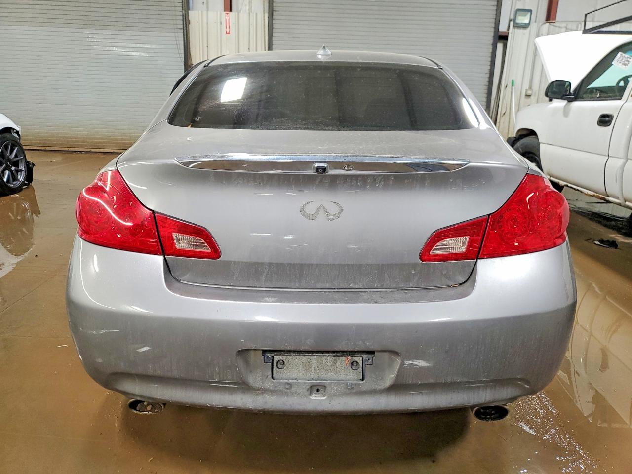 2009 INFINITI G37