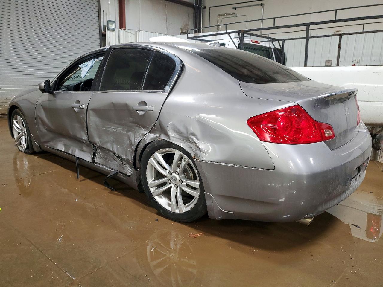 2009 INFINITI G37