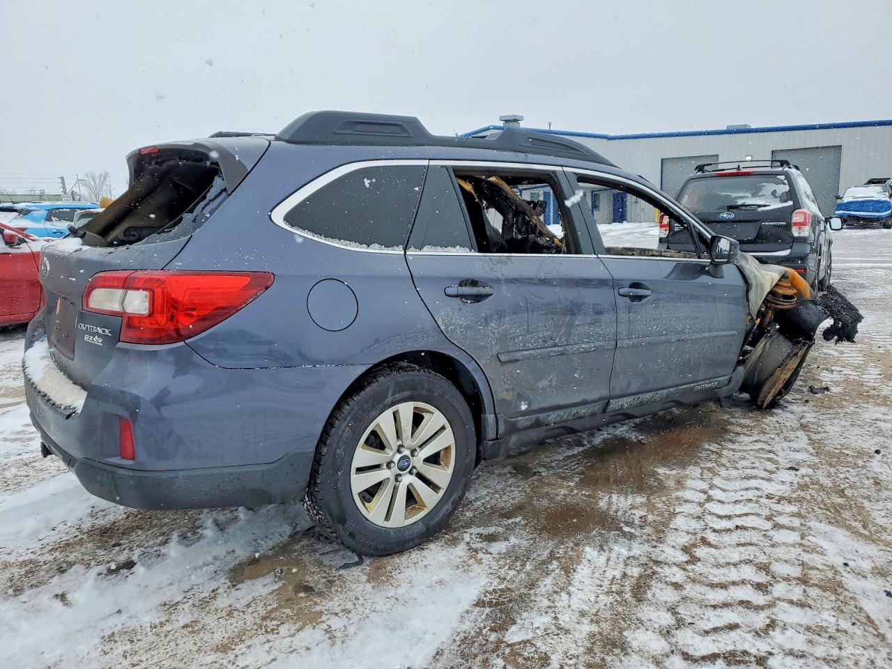 2015 SUBARU OUTBACK