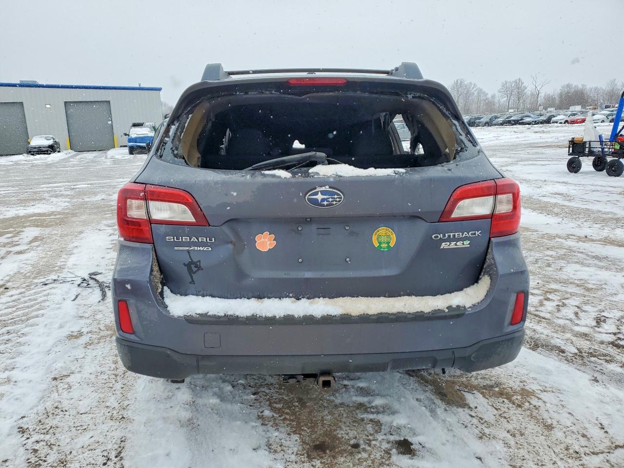 2015 SUBARU OUTBACK