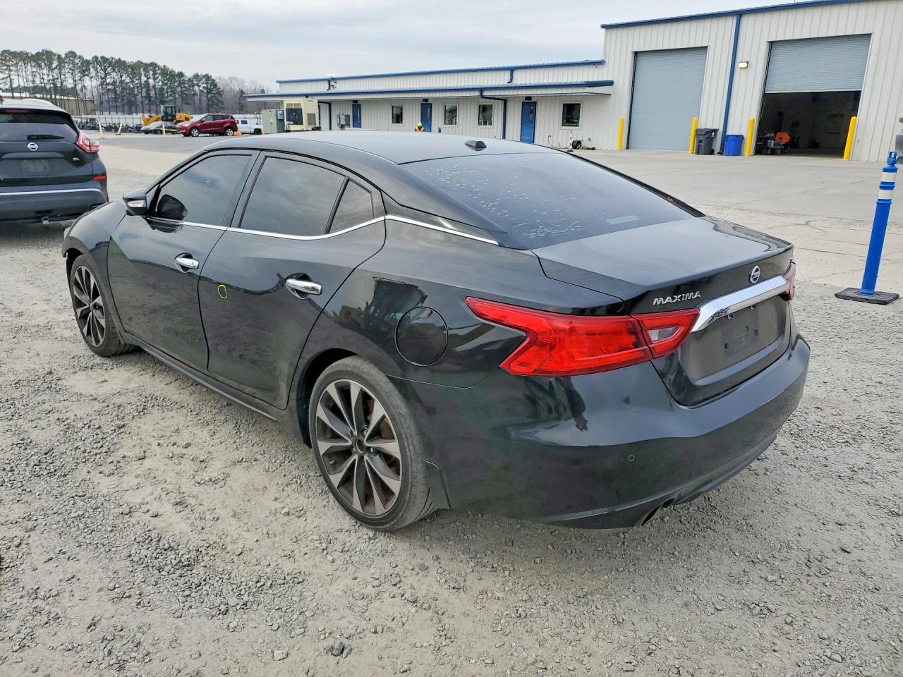 2018 NISSAN MAXIMA