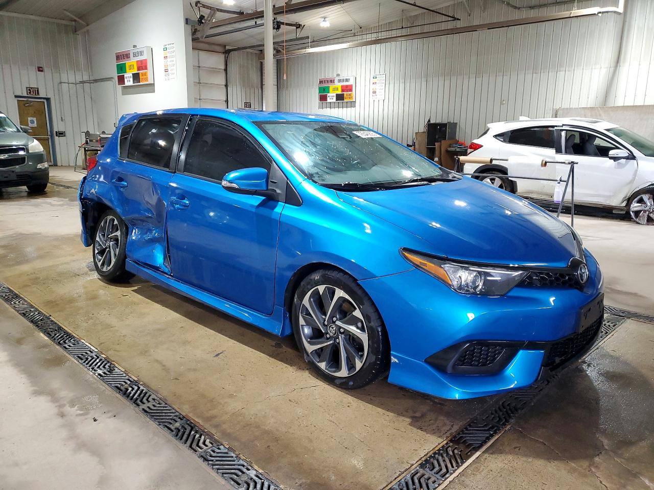 2018 TOYOTA COROLLA